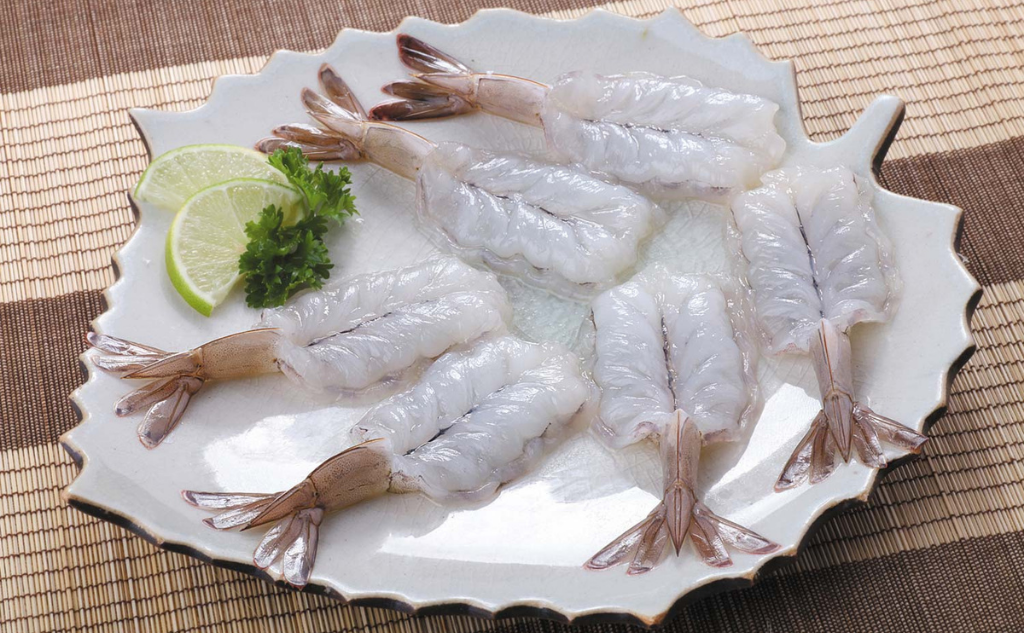 Tôm Thẻ chân trắng xẻ bướm