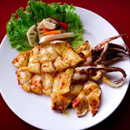 Ứng Dụng Mực Tươi Châu Âu Trong Menu Nhà Hàng Nhật Bản