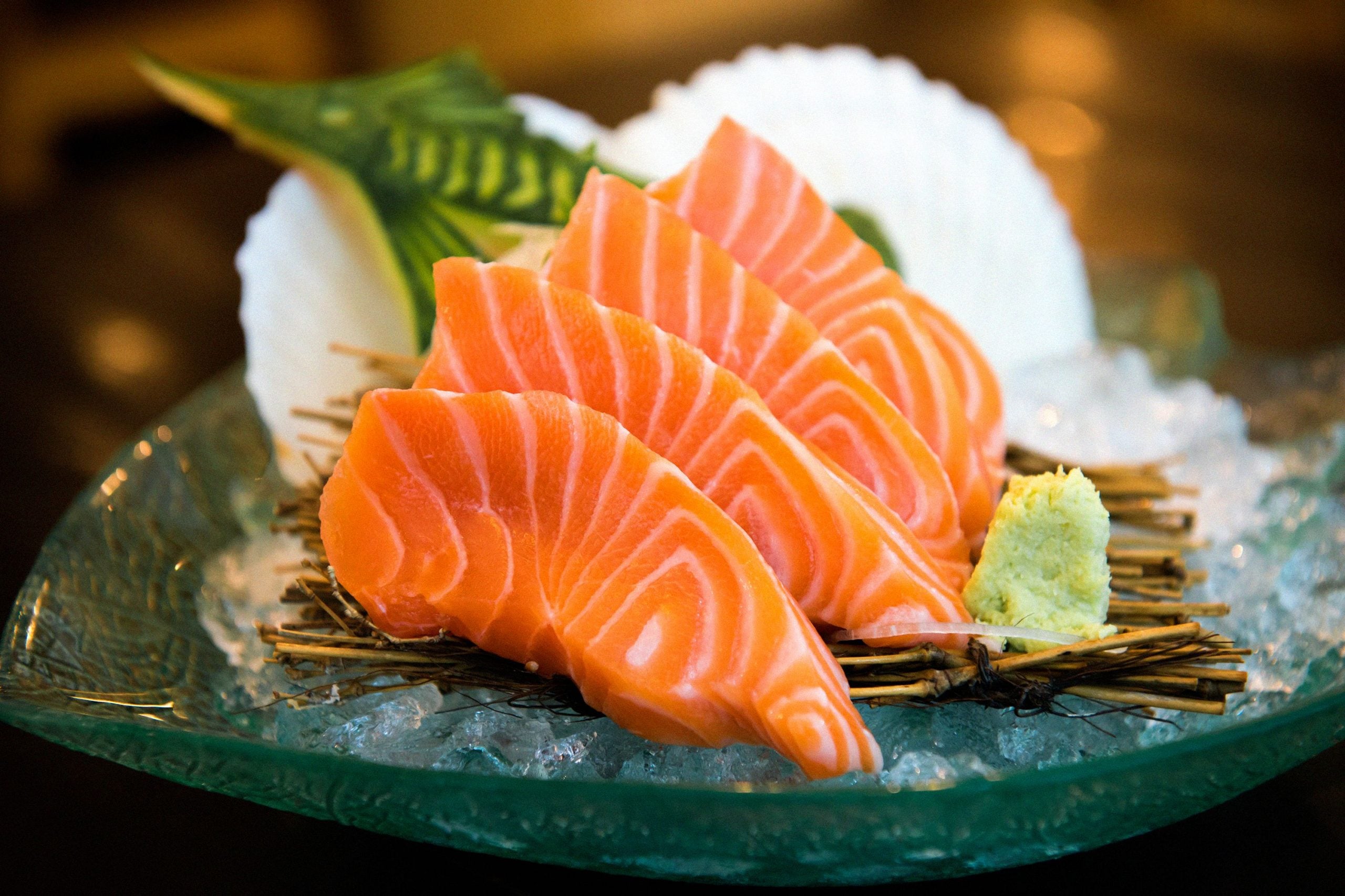 Sashimi cá hồi xuất khẩu sang Nhật Bản